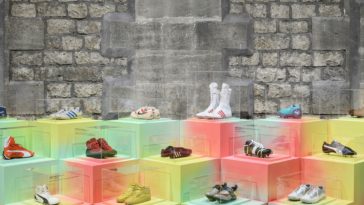 La plus grande exposition de sneakers en Europe a ouvert au Musée des Arts Décoratifs et du Design à Bordeaux le vendredi 19 juin 2020. Elle s'achèvera le 10 janvier 2021.